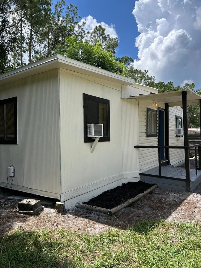 Building Photo - 28710 Hibiscus Ave