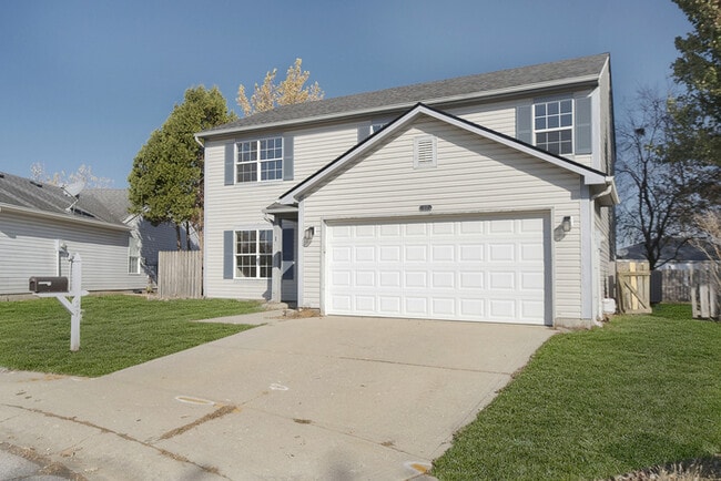 Building Photo - Beautifully 4-Bedroom Home in the Heart of Brownsburg!