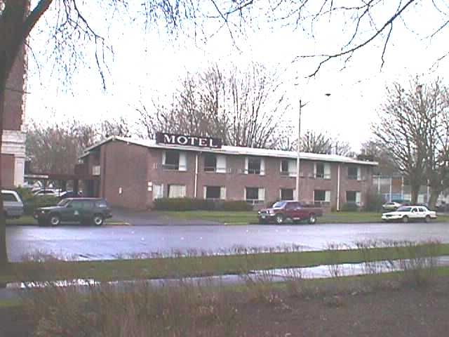 Motel - Monticello Hotel