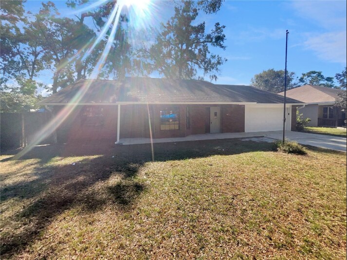 Building Photo - 236 Longhorn Dr