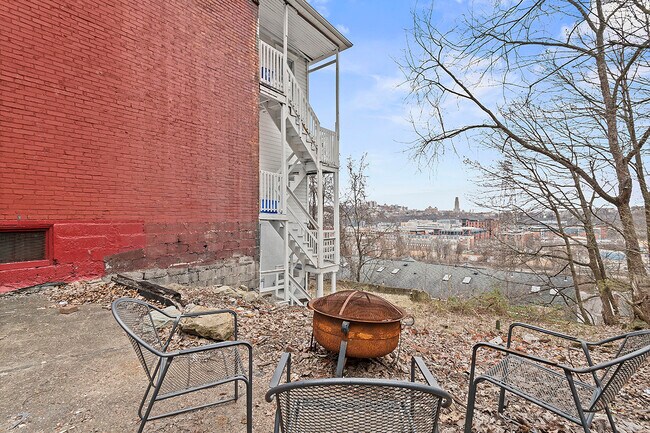 Building Photo - 2909 Josephine St