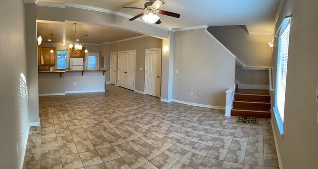 Building Photo - 2405 Brightside Dr