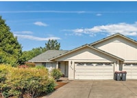 Building Photo - 522-524 Briarwood Dr.