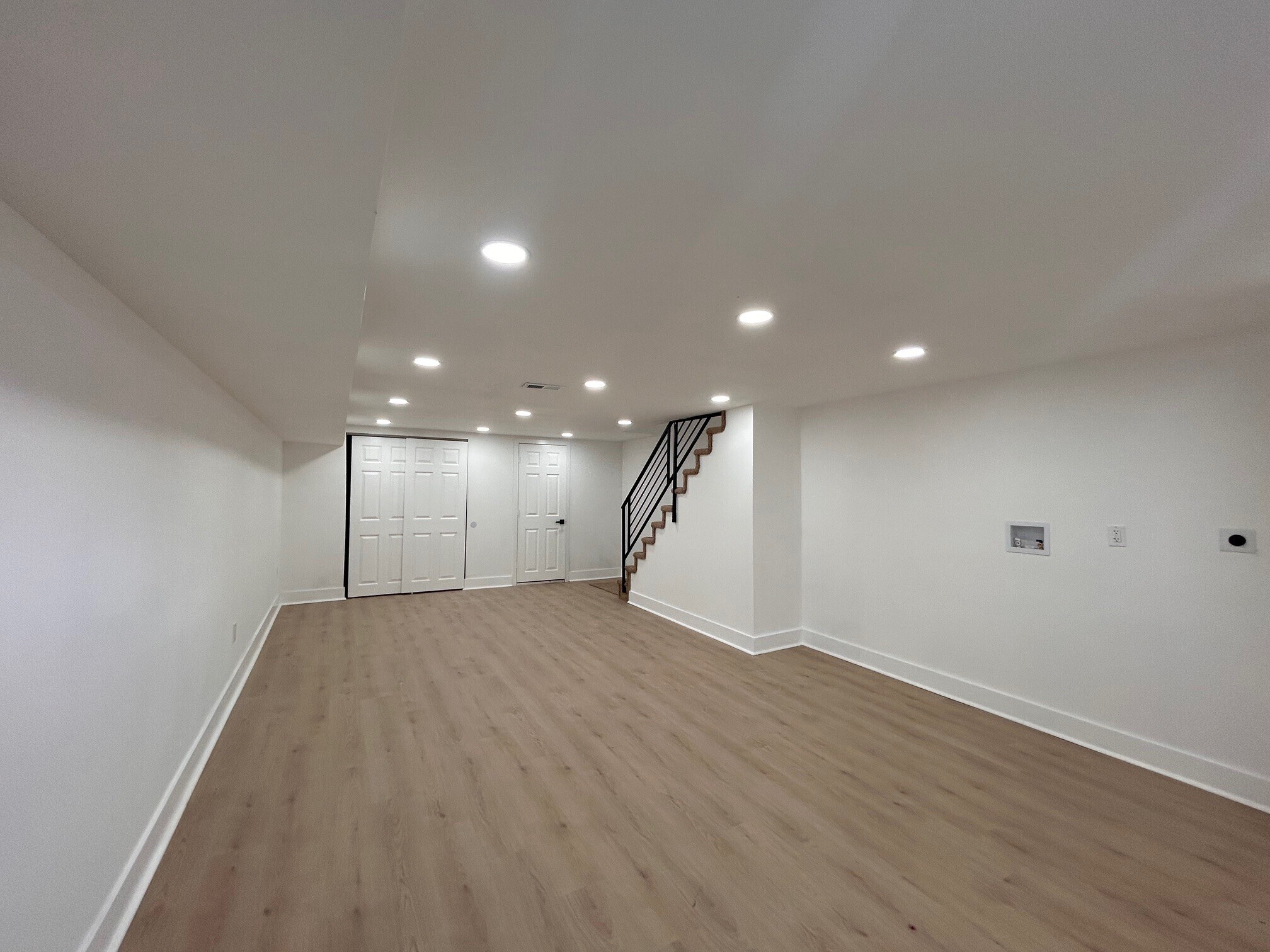 Building Photo - 8033 Williams Ave