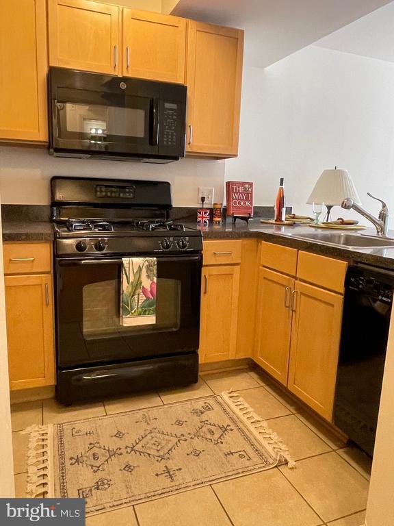 Building Photo - 800 4th St SW