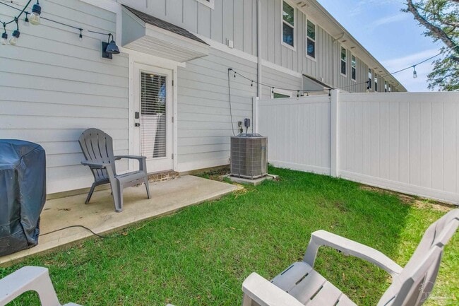 Building Photo - 1663 Iroquois Ct