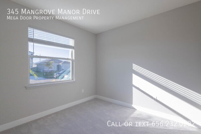 Building Photo - 345 Mangrove Manor Dr