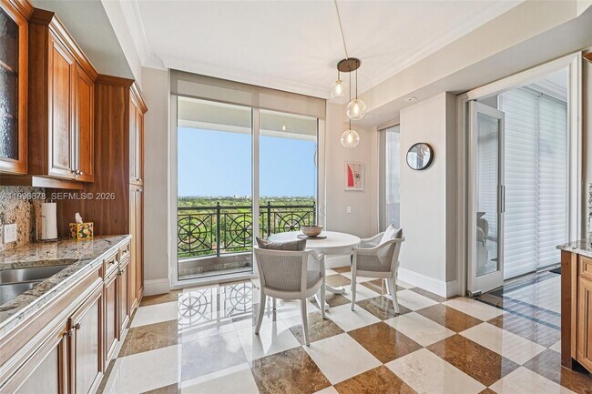 Building Photo - 626 Coral Wy