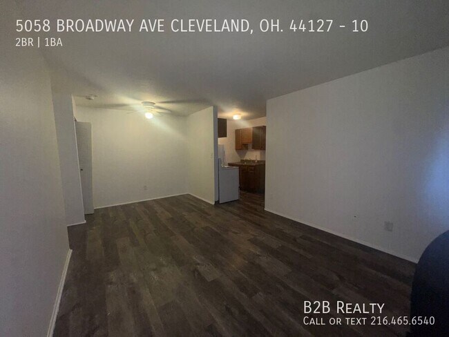 Building Photo - 5058 Broadway Ave