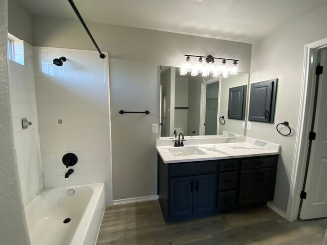 Building Photo - Beautiful Home in Redbird Ranch