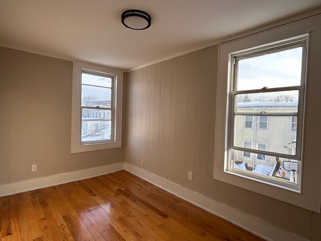 Building Photo - 13 Hampden St