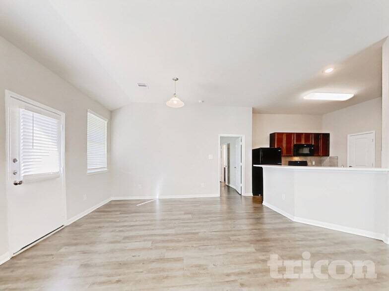 Building Photo - 3606 Karissa Rd