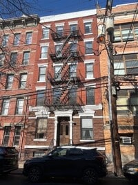 Building Photo - 108 Sussex St