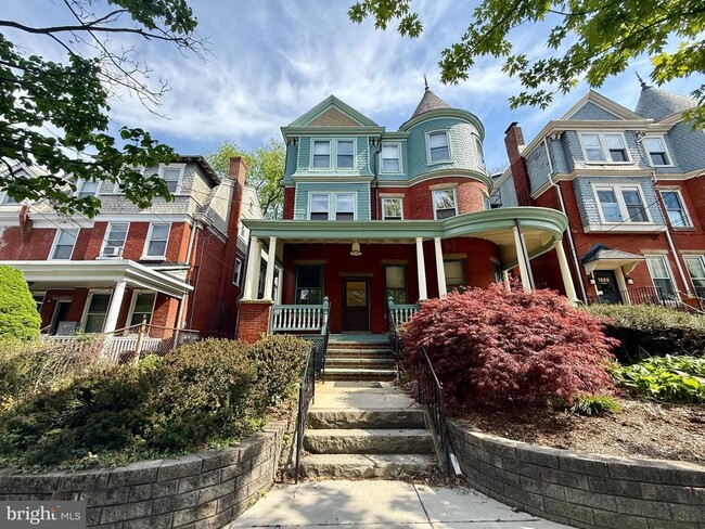 Building Photo - 1610 N Broom St