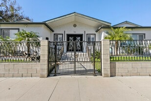 Building Photo - 7911 Fulton Ave