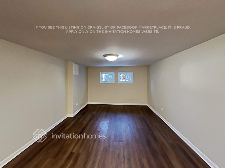 Building Photo - 5539 W Eddy St