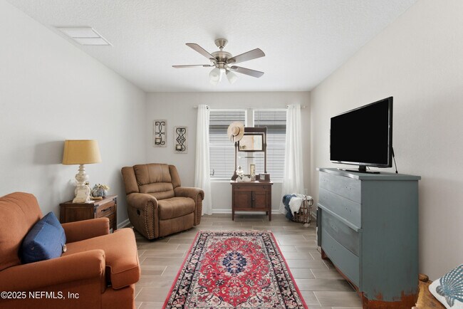 Building Photo - 43 Cardinal Br Ln