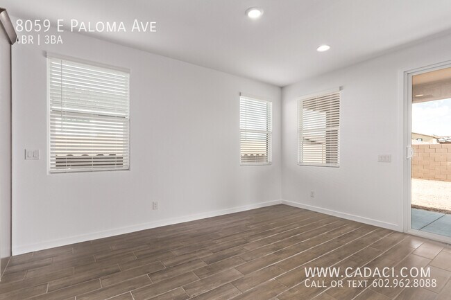 Building Photo - 8059 E Paloma Ave