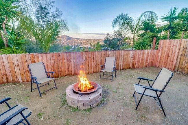 Building Photo - Barcelona Ridge Estates