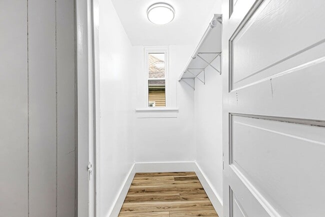 Building Photo - Remodeled 2-Bedroom Home in Saint Joseph with Off-Street Alley Parking