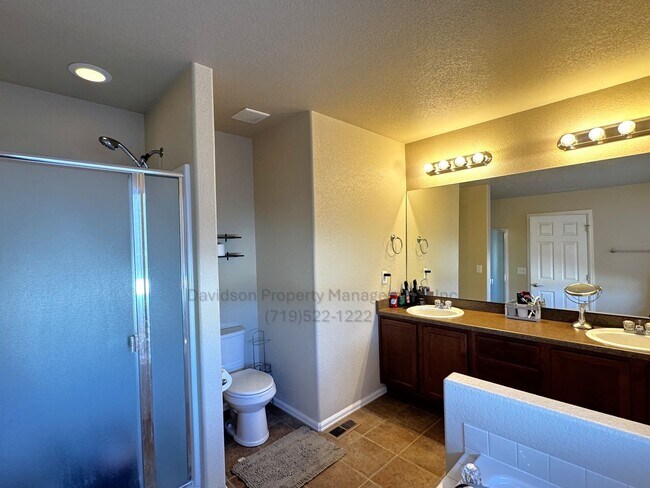 Building Photo - Gorgeous 4 Bedroom House in Falcon