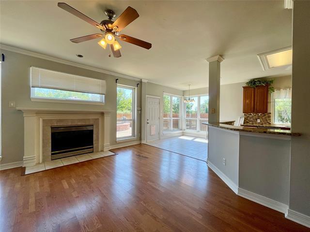 Building Photo - 8117 Sunscape Ln S
