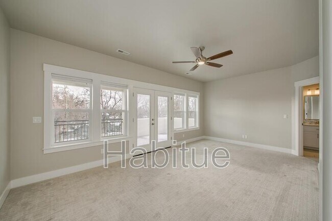 Building Photo - 2248 W Hill Terrace Ln