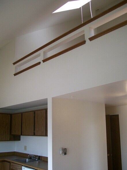 Primary Photo - 4501 Boardwalk Dr