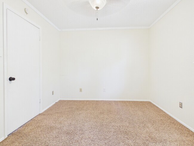 Building Photo - 4345 Carter Creek Pkwy