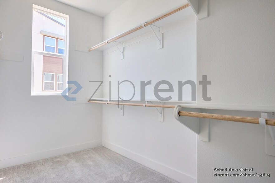 Building Photo - 337 Proctor