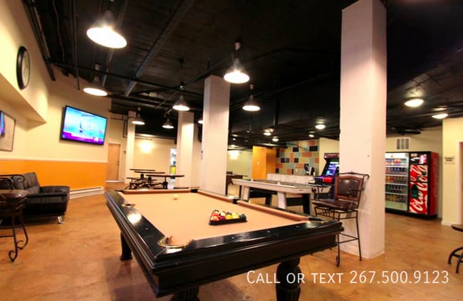 Building Photo - 243 S 49th St