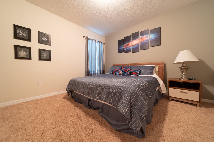 Building Photo - 1138 Cypress Pointe Blvd