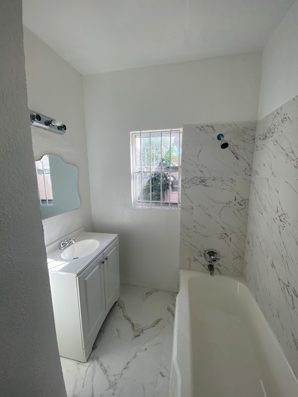 Building Photo - 786 NW 75th St