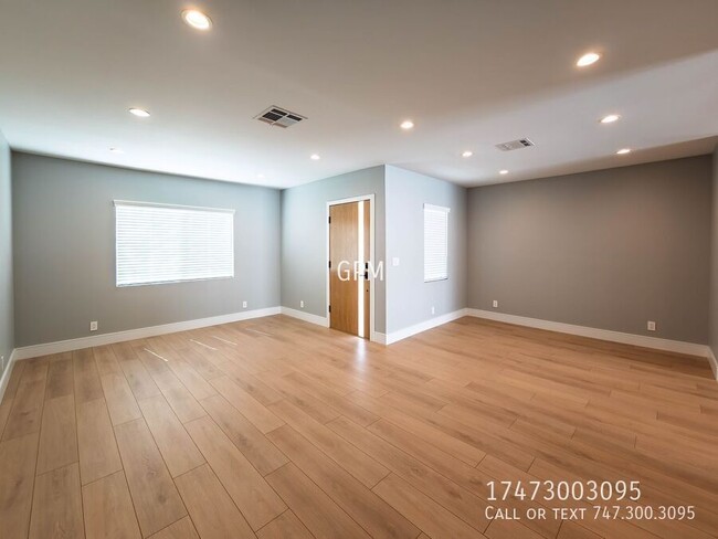 Building Photo - 6454 Gentry Ave