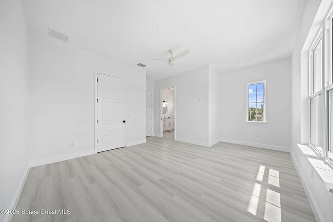 Building Photo - 1340 Windchime Ln