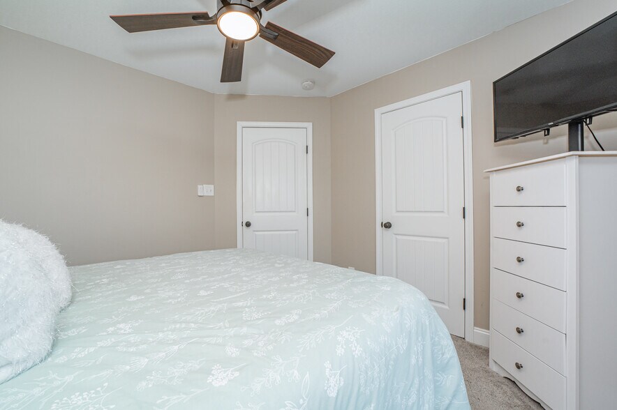 Building Photo - 7809 Elkton Ln