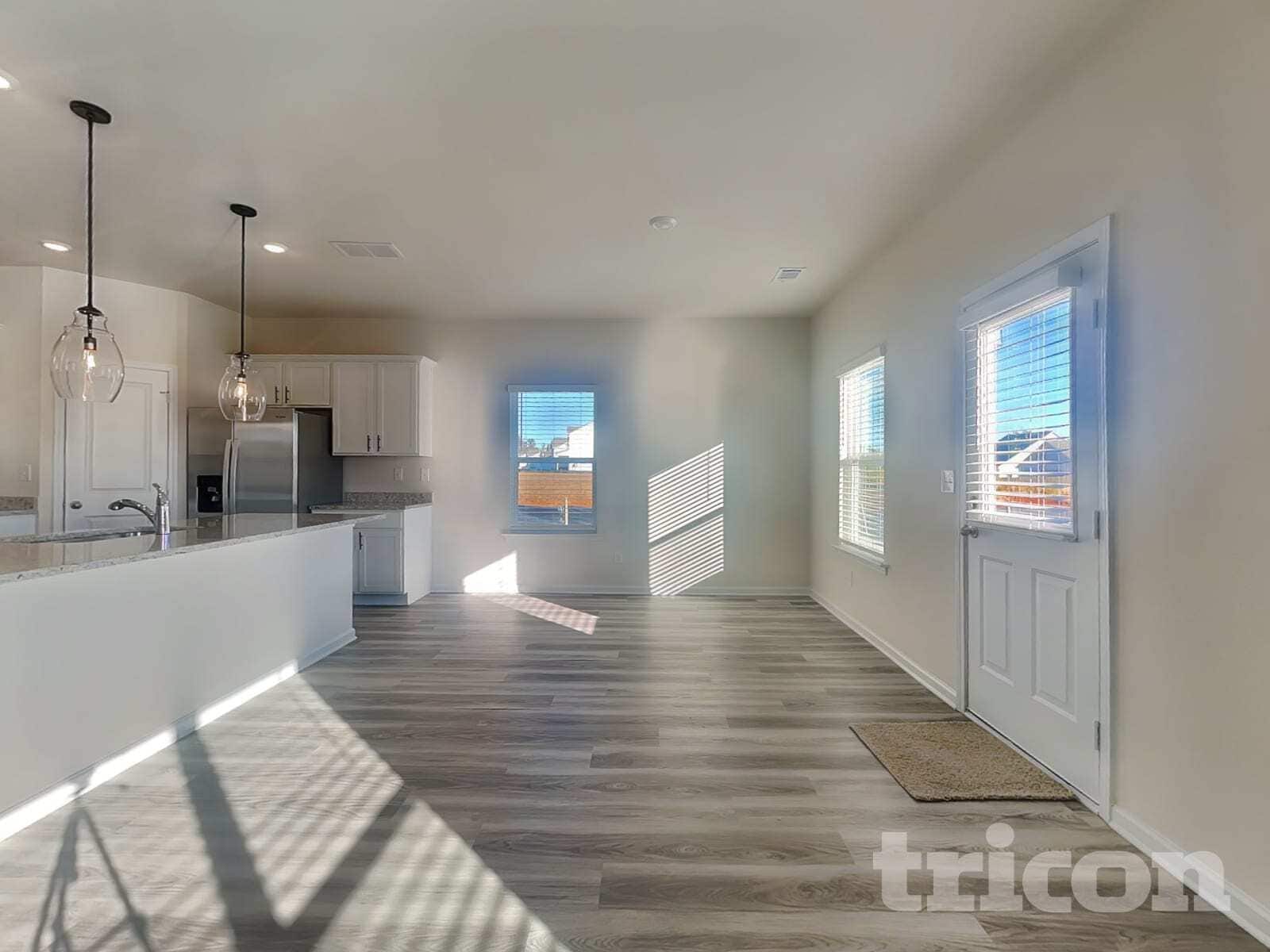 Building Photo - 126 Avondale Blvd SE