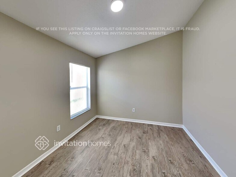 Building Photo - 12808 Adventure Dr