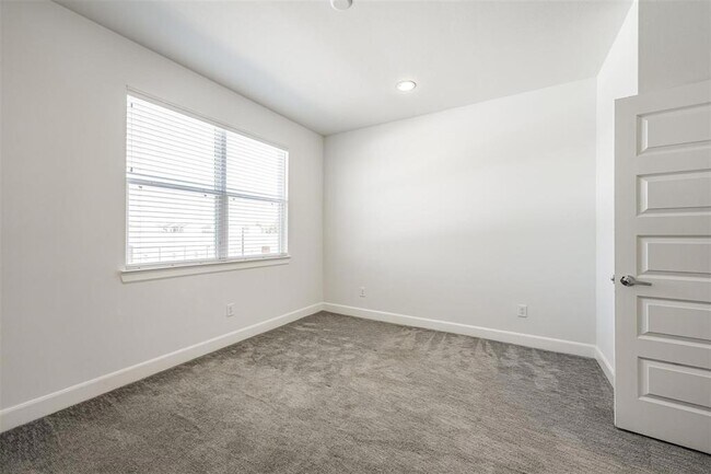 Building Photo - 2705 Eado Edge Ct