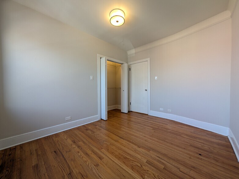 Building Photo - 2329 N Rockwell St