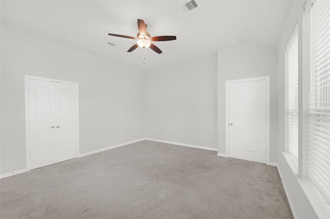 Building Photo - 175 Gray Pne Grv