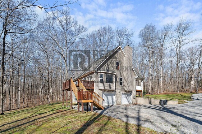 Building Photo - 1024 Atwood Ct