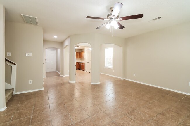Building Photo - 10005 Sterling Pl Dr