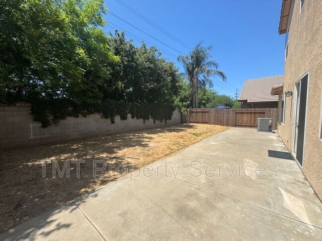 Building Photo - 9654 Little Harbor Way