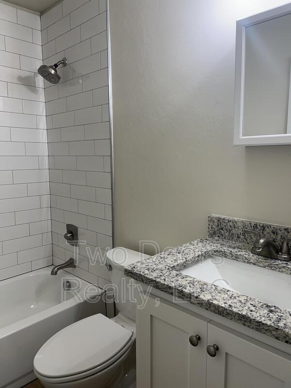 Building Photo - 221 W Himes St