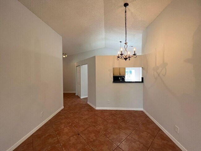 Building Photo - 89 Buxton Ln