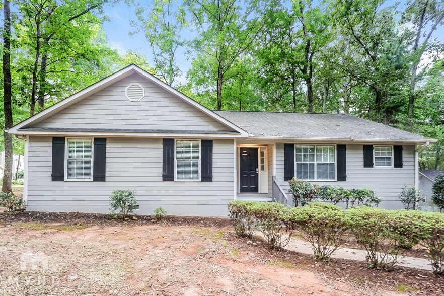 Primary Photo - 70 Briarwood Ct