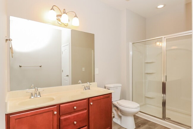 Building Photo - 14136 Green Birch Dr