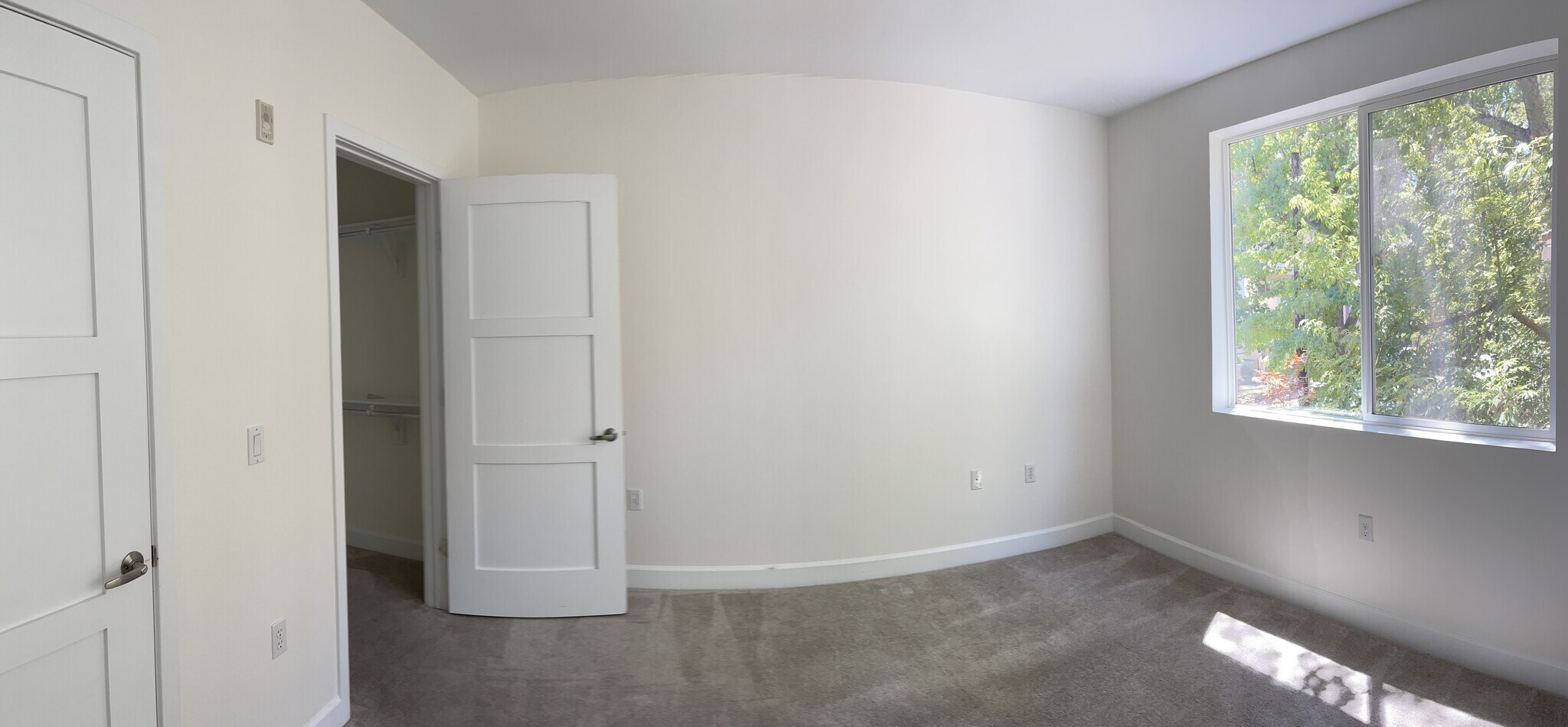 Building Photo - 14412 Killion St