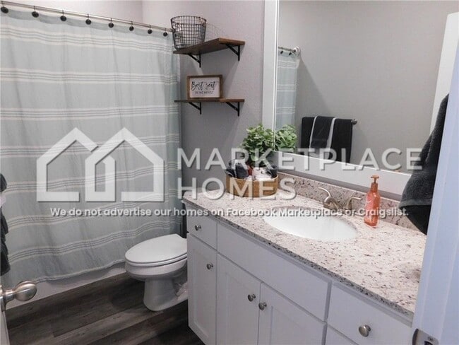 Building Photo - 439 N Otoe St